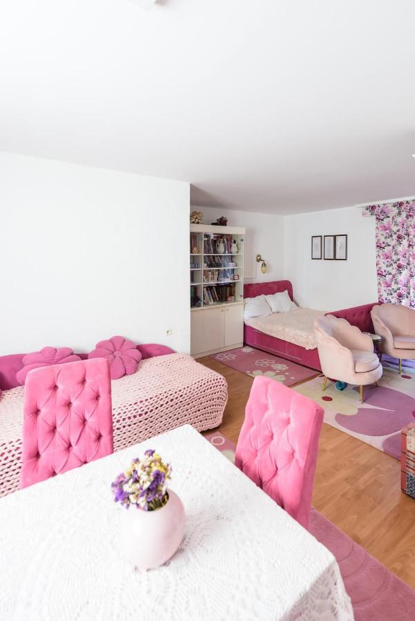 Apartman Lala Apartment คราลเยโว ภายนอก รูปภาพ