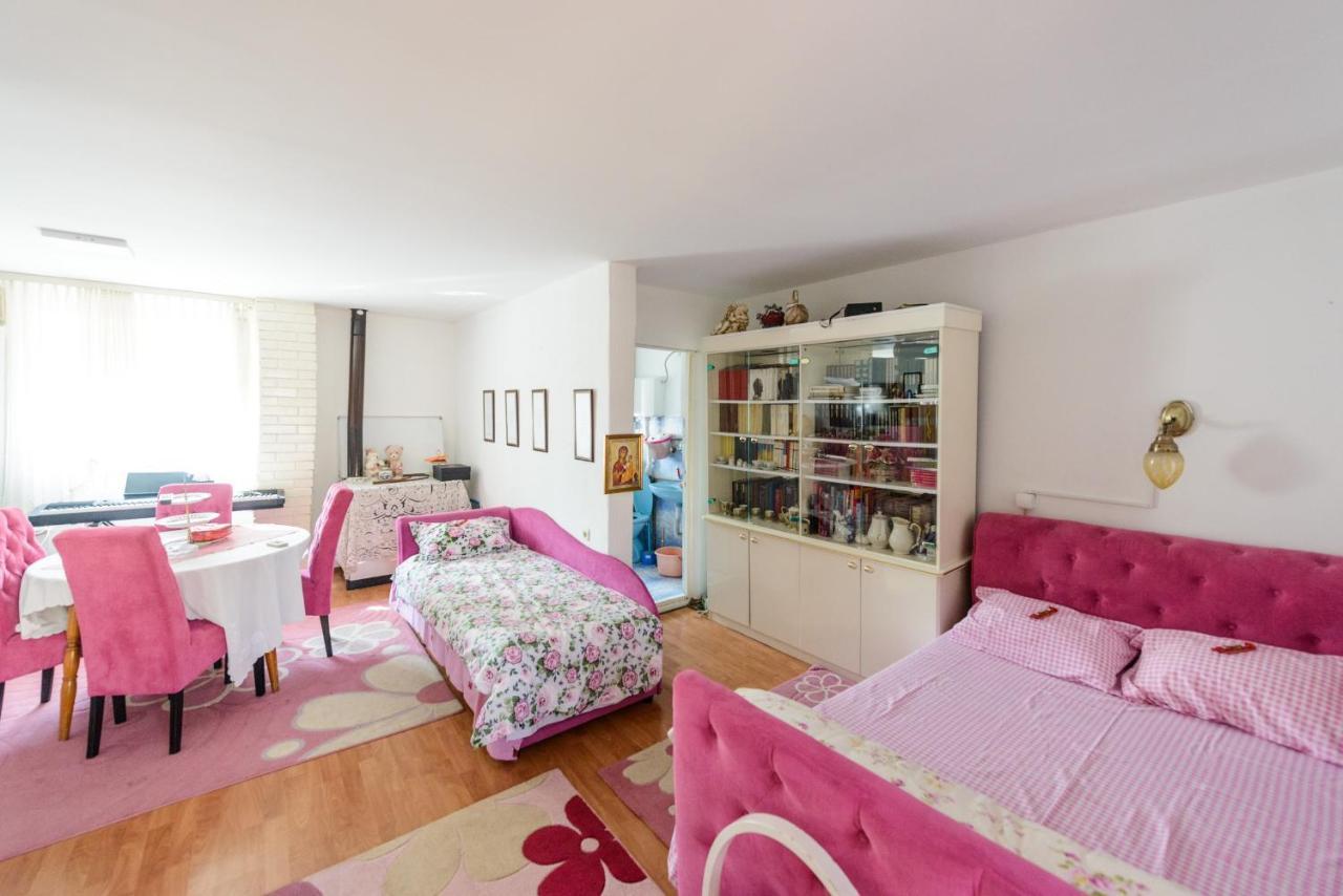 Apartman Lala Apartment คราลเยโว ภายนอก รูปภาพ